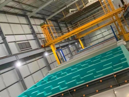 Bom preço Linha de produção de anodização de perfis de alumínio com capacidade de 2500 toneladas On-line