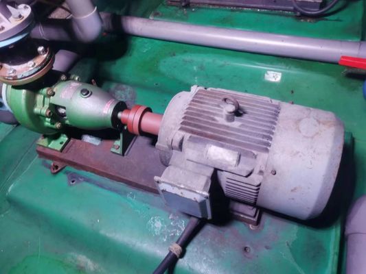 Buon prezzo Serie della pompa centrifuga di IHF 5.5kw per il processo di trattamento delle acque reflue in linea