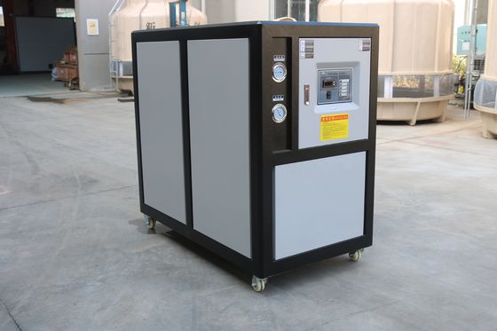 Buen precio Congelador de enfriamiento directo por agua con refrigerante R22 Capacidad de refrigeración de 35,8 KW y potencia de entrada de 3PH-380V/50HZ para la línea de anodización En línea