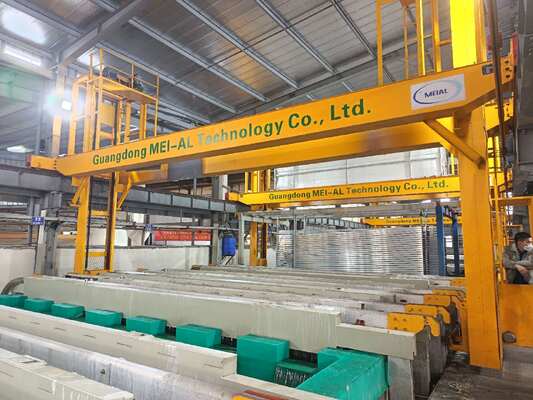 Good price 1500 T/month Capacity Anodizing Production Line with Customize Color and Electrolytic Coloring online