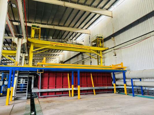 Guter Preis 500 Tonnen/Monat vollautomatische Eloxal-Produktionslinie mit 5–25 µm Filmdicke für Aluminiumprofile Online